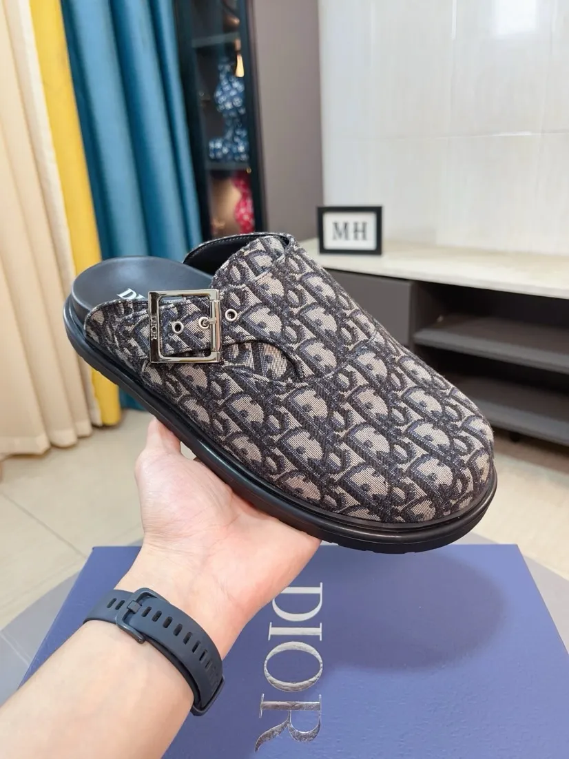 Men's shoes 💰380🌸🌸【Dior】Top purchasing agent 🇮🇹 Di Street Male God half drag counter synchronization, uppers imported from Italy with D logo fabric, high-quality complex splicing craftsmanship, soles: original soles specially provided by the original factory, exclusive event molded soles super comfortable, original factory single goods, 🔍🔍high quality, you can enter and exit the counter at will, welcome to compare, size number 38-45 (order 46)